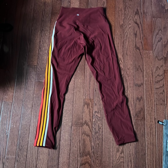 Lululemon 28” Burgundy With Colourful Side Stripes Leggings Women’s Size 6 - Picture 2 of 5